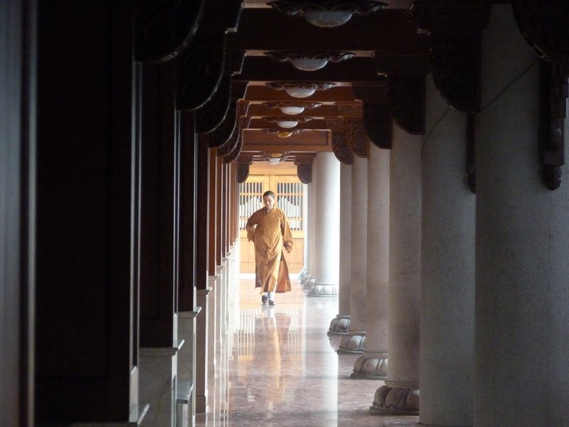 Jing'an Temple - Running Monk