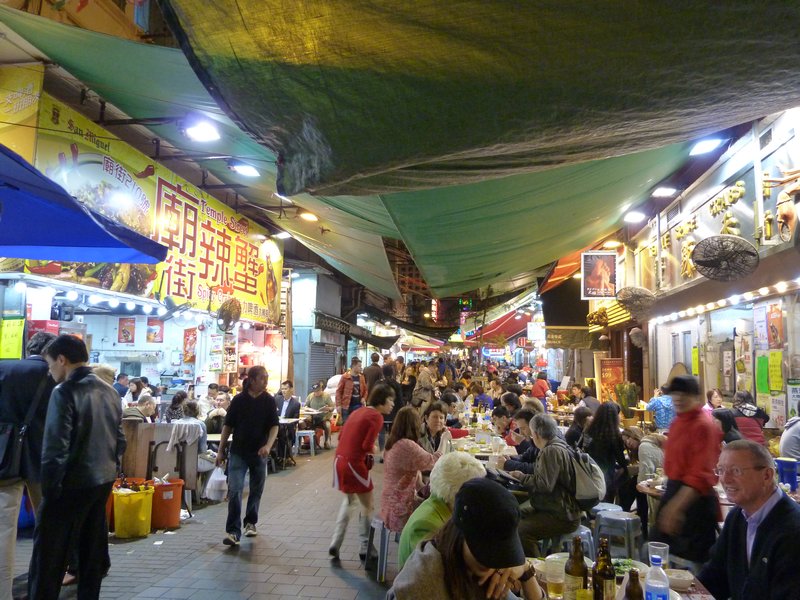 Temple Street Night Market (2)