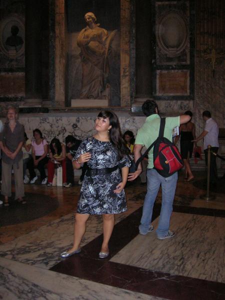 Posing at the Pantheon