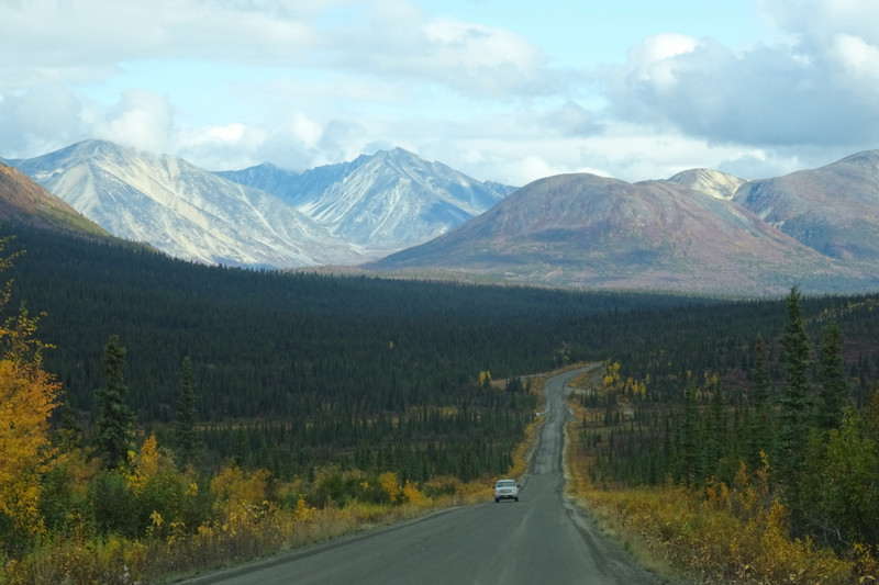 Denali Highway en Alaska Range