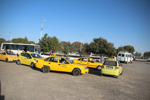 Officiële taxi's zijn geel
