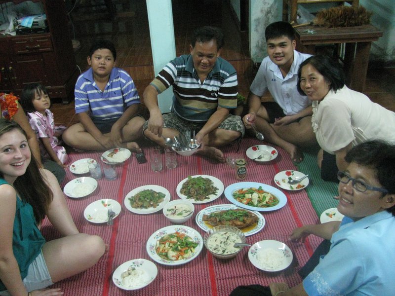 Dining Thai Style!