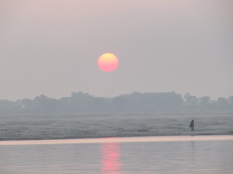 Dawn over the Ganges