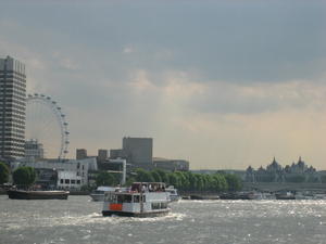 A choppy Thames