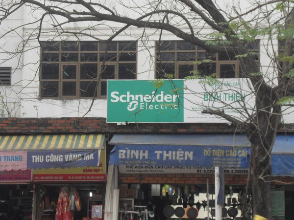 Schneider in Vietnam?