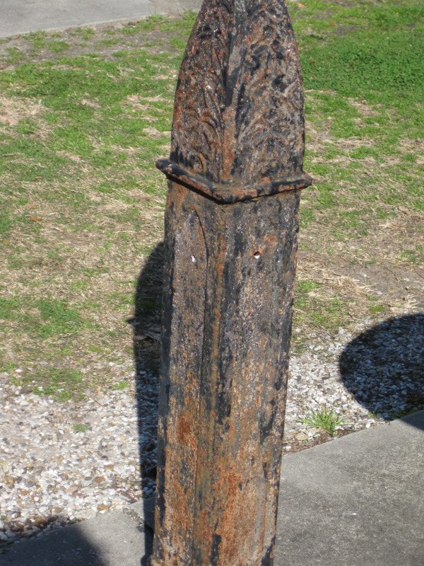 Carriage Post
