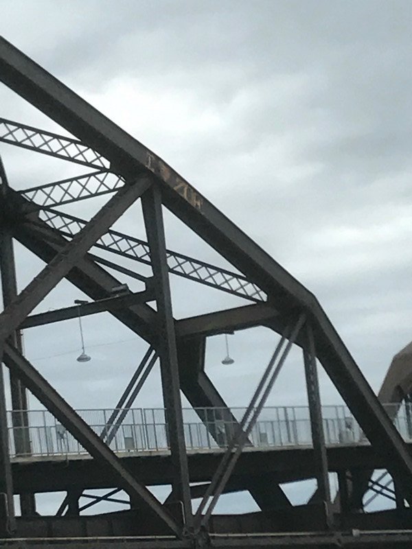 Painting on Bridge 