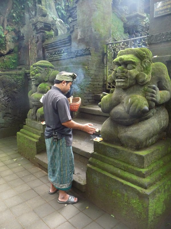 Ubud-sanctuaire des singes