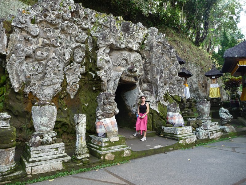 Ubud-temple dans le rock