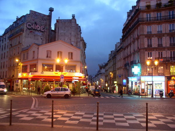 Near Le Moulin Rouge