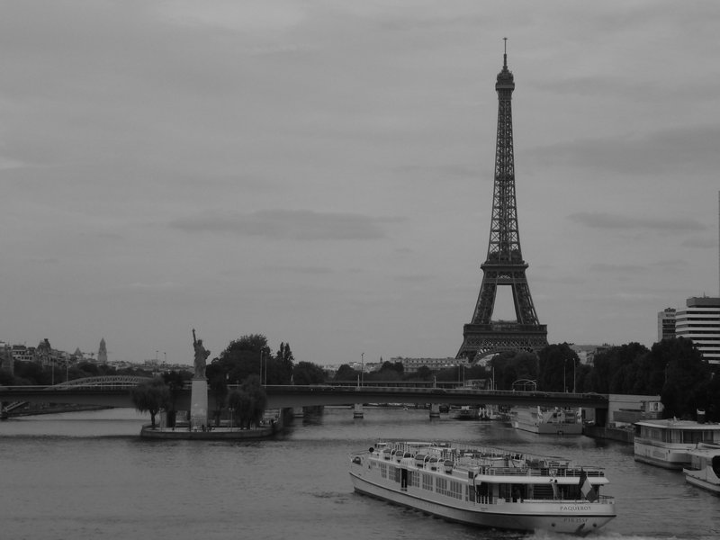 Eiffel Tower and Statue of Liberty