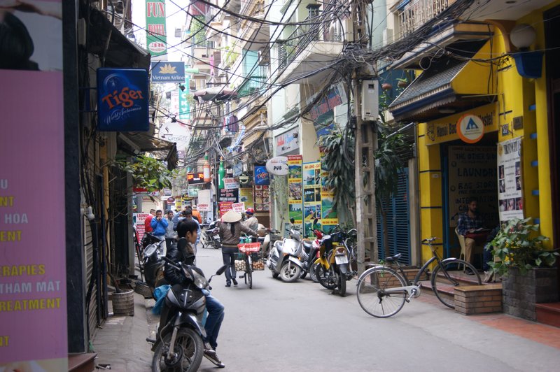 Hanoi sine gater
