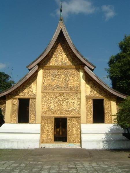 Wat Xieng Thong, Chapel of the Funeral Chariot