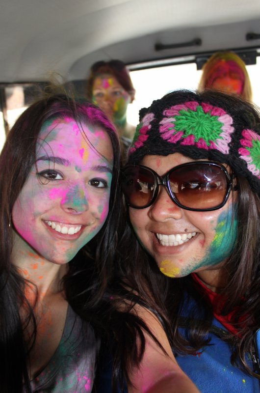 Annaclaudia and Sonia getting involved int he Indian festival of Holi