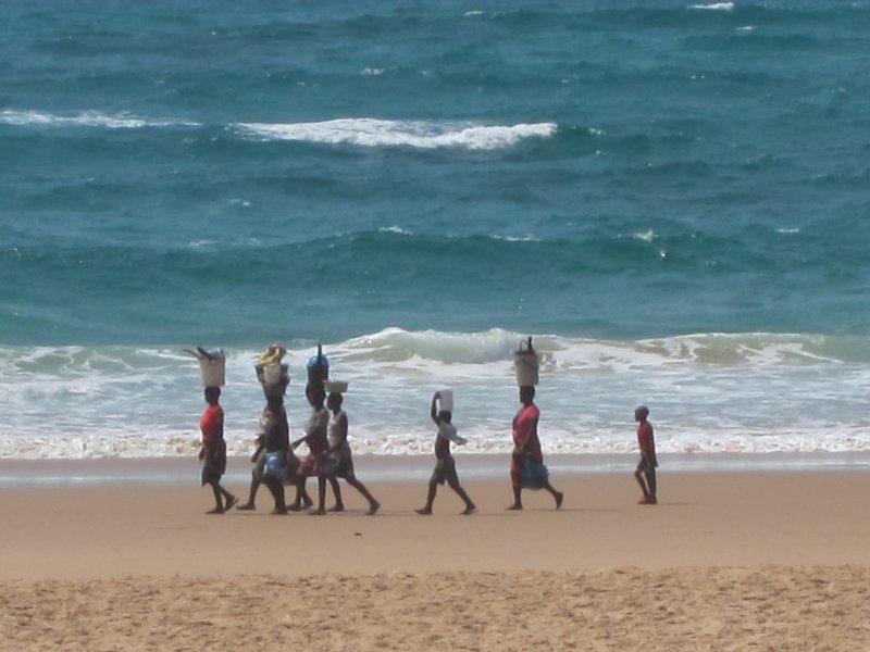 Locals on Tofo Beach