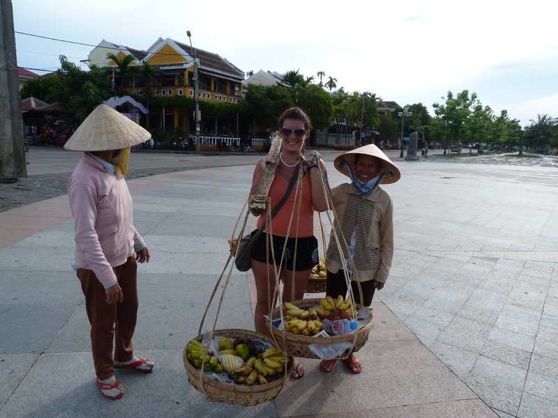 Trace finding work in Hoi An
