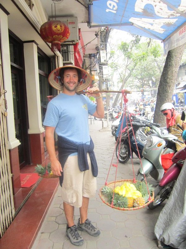 Selling fruit in Hanoi
