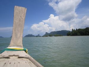 Boat to Railey