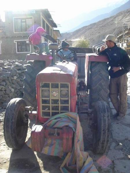 Young whipper farmers at Jomsom