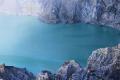 Largest acid crater lake in the world!