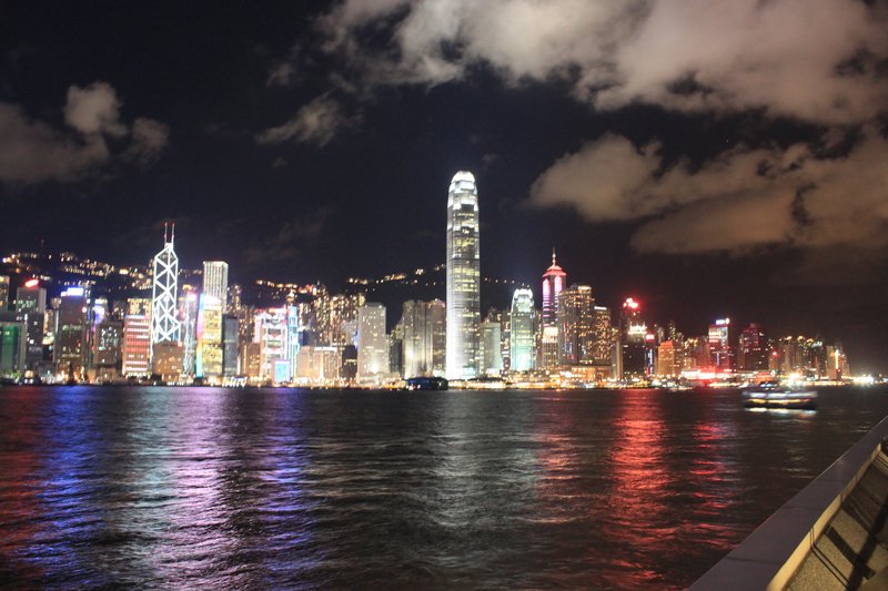 HK harbour at night1