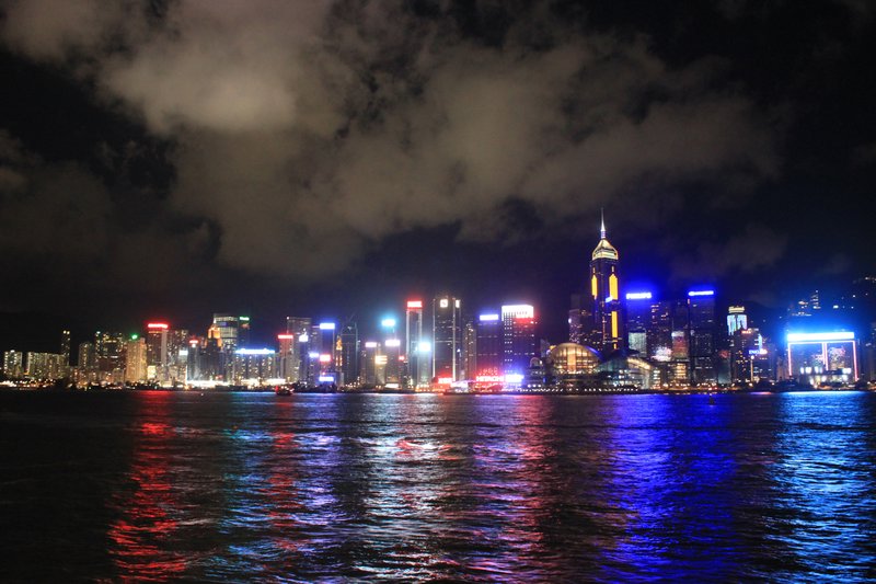 HK harbour at night2