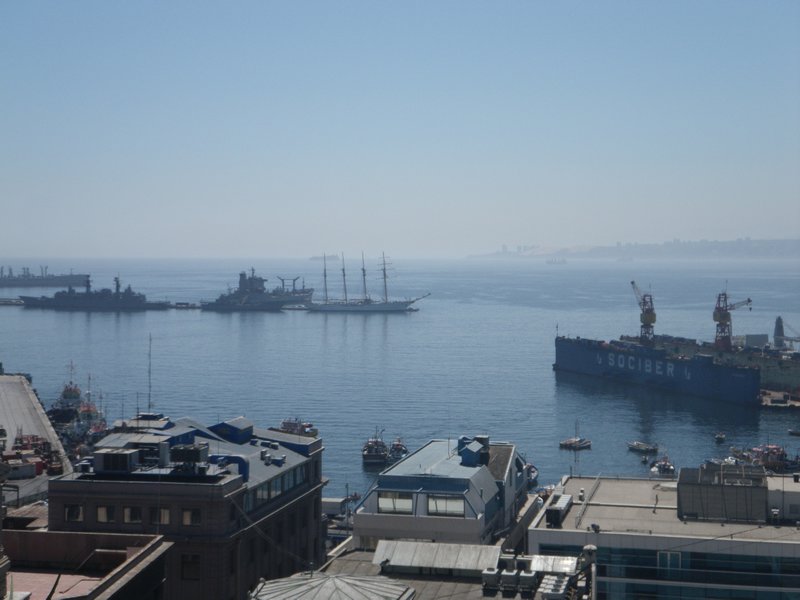 The port, Valparaiso 