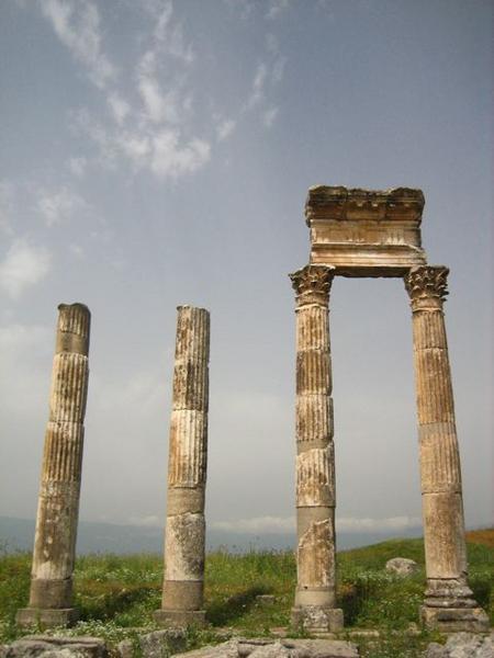 Clouds and columns, Apamea