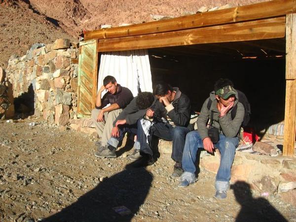 Snoozing with the Colombians, Mt. Sinai