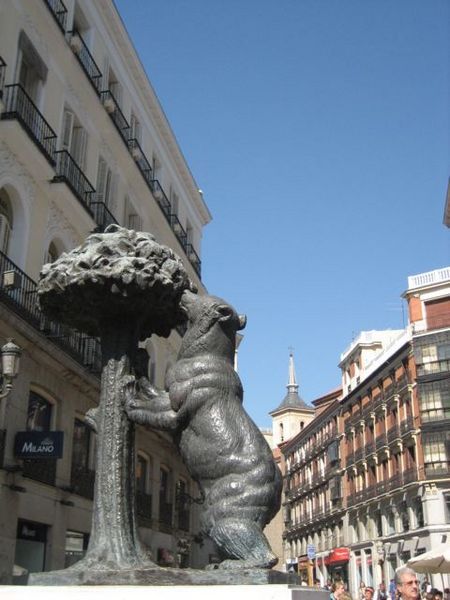 Madrid's favorite bear