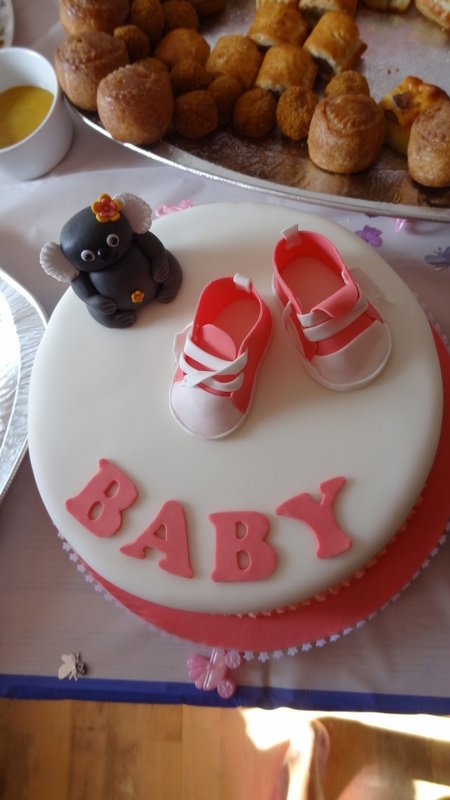Baby shower cake...cute