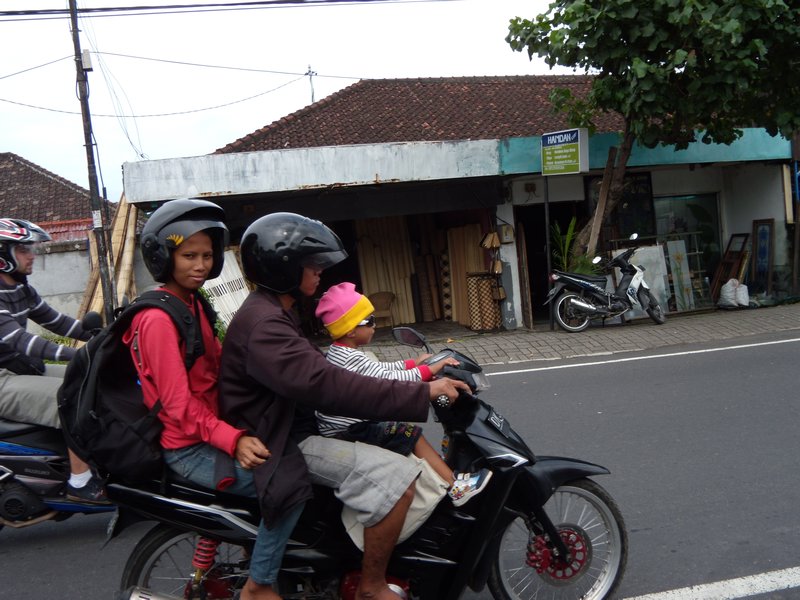 Getting around in Bali - Family Style