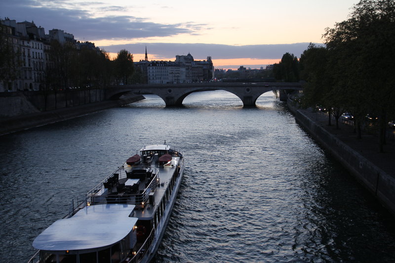 Ferry on the La Seine