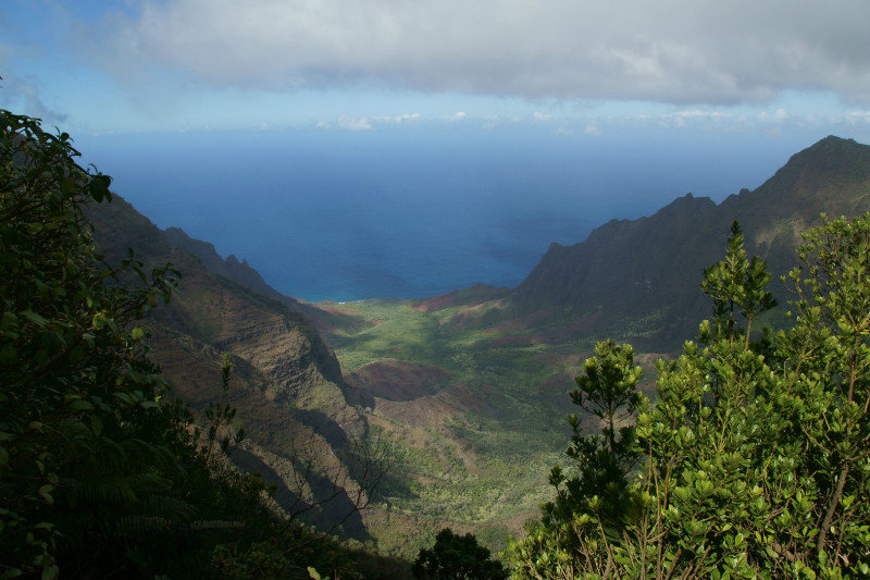 Kalalau Valley and more clouds