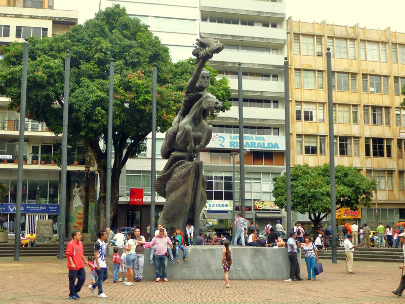 Símon Bolívar Desnudo, Pereira