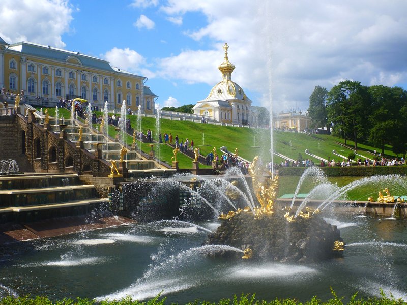 5  Peterhof Palace, St Petersburg Russia