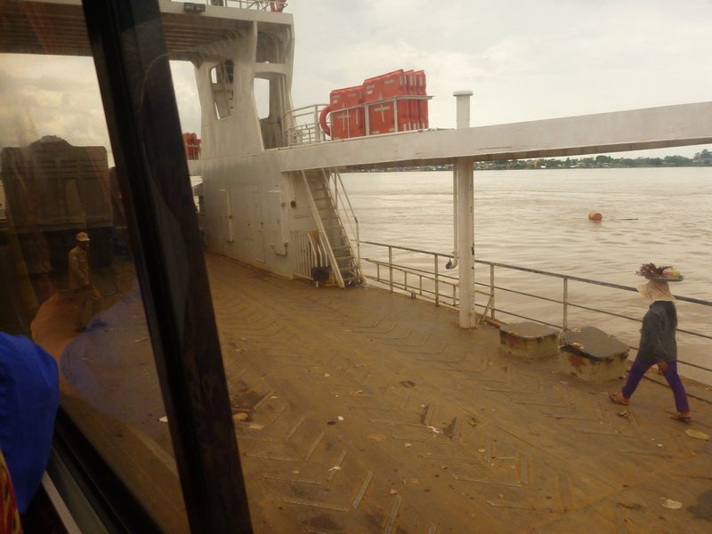 10 Crossing the Mekong on a Ferry