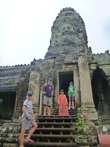 82 Bayon inside Angkor Thom