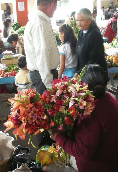 Flowers at Baños Market