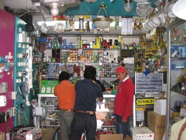 Hardware Store in Latacunga