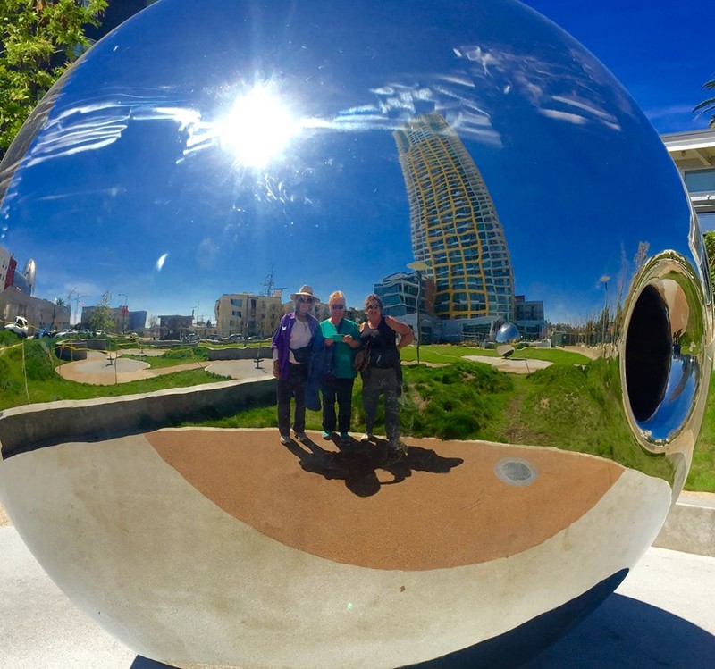 Shifting Sphere Selfie
