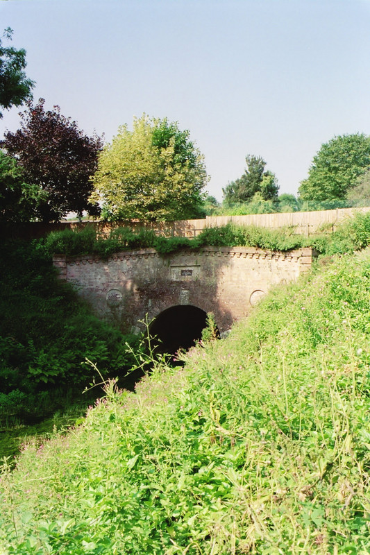 Basingstoke Canal - Greywell Tunnel