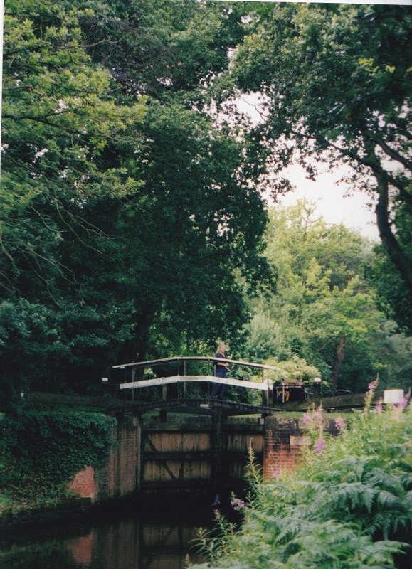 Basingstoke Canal - Lock 1