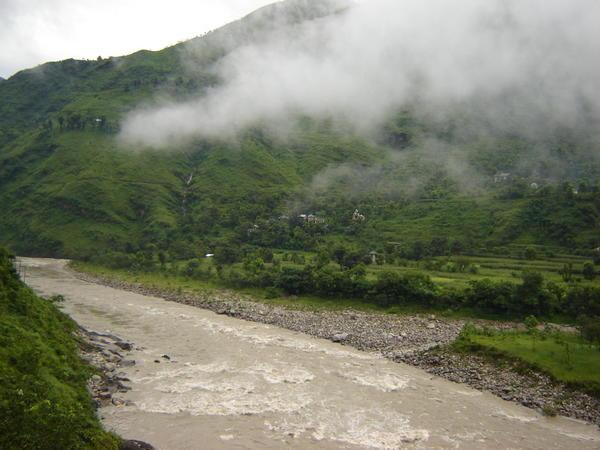 Clouds on river parvati