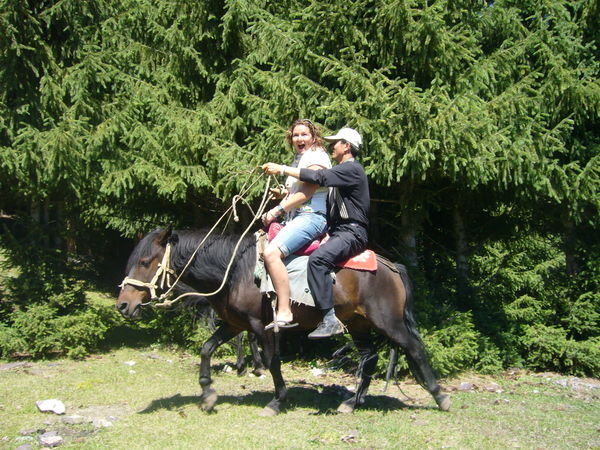 horse riding in Tian shan