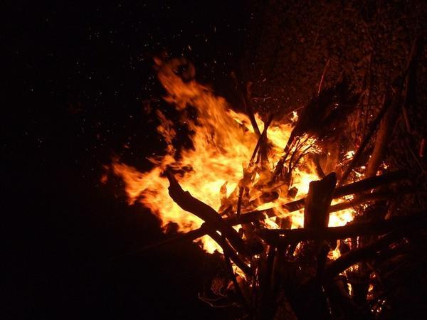 4am bonfire!