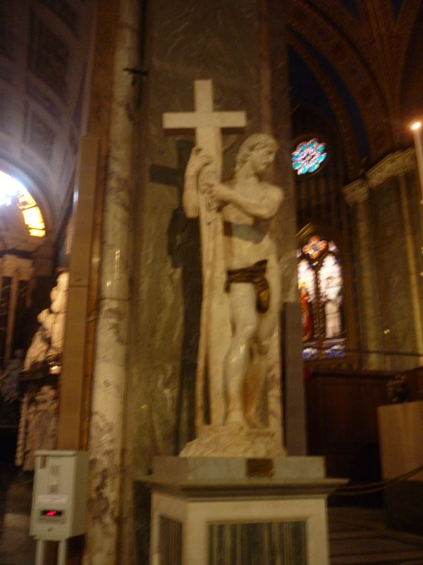 Michelangelos Jesus - just sitting in a church