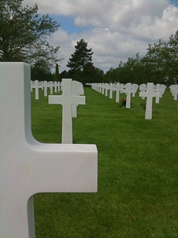 6 American Cemetery and War Memorial