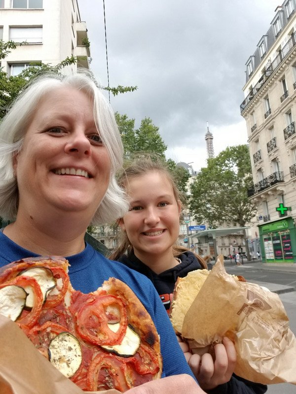 Lunch in Paris