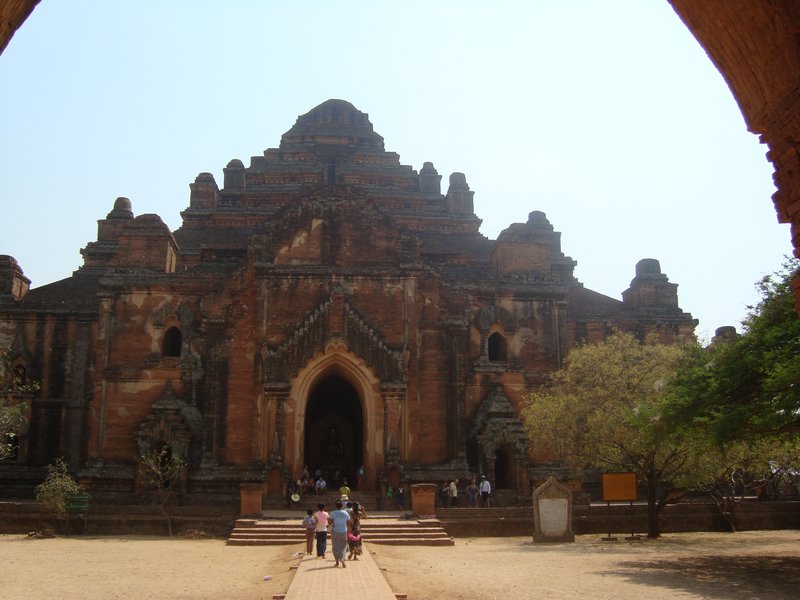 Dhammayangyi Pagoda